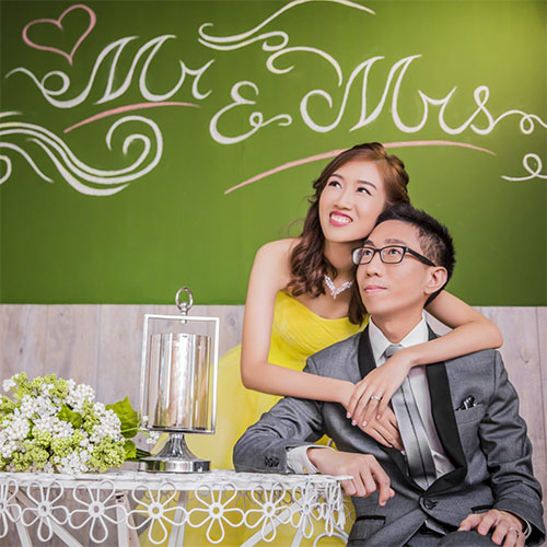 Photo booth services, instant prints and live projection